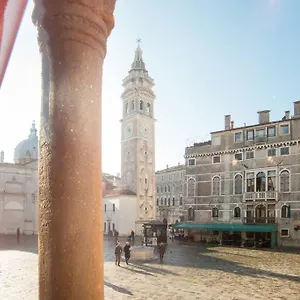 Ca Della Trifora Apartment