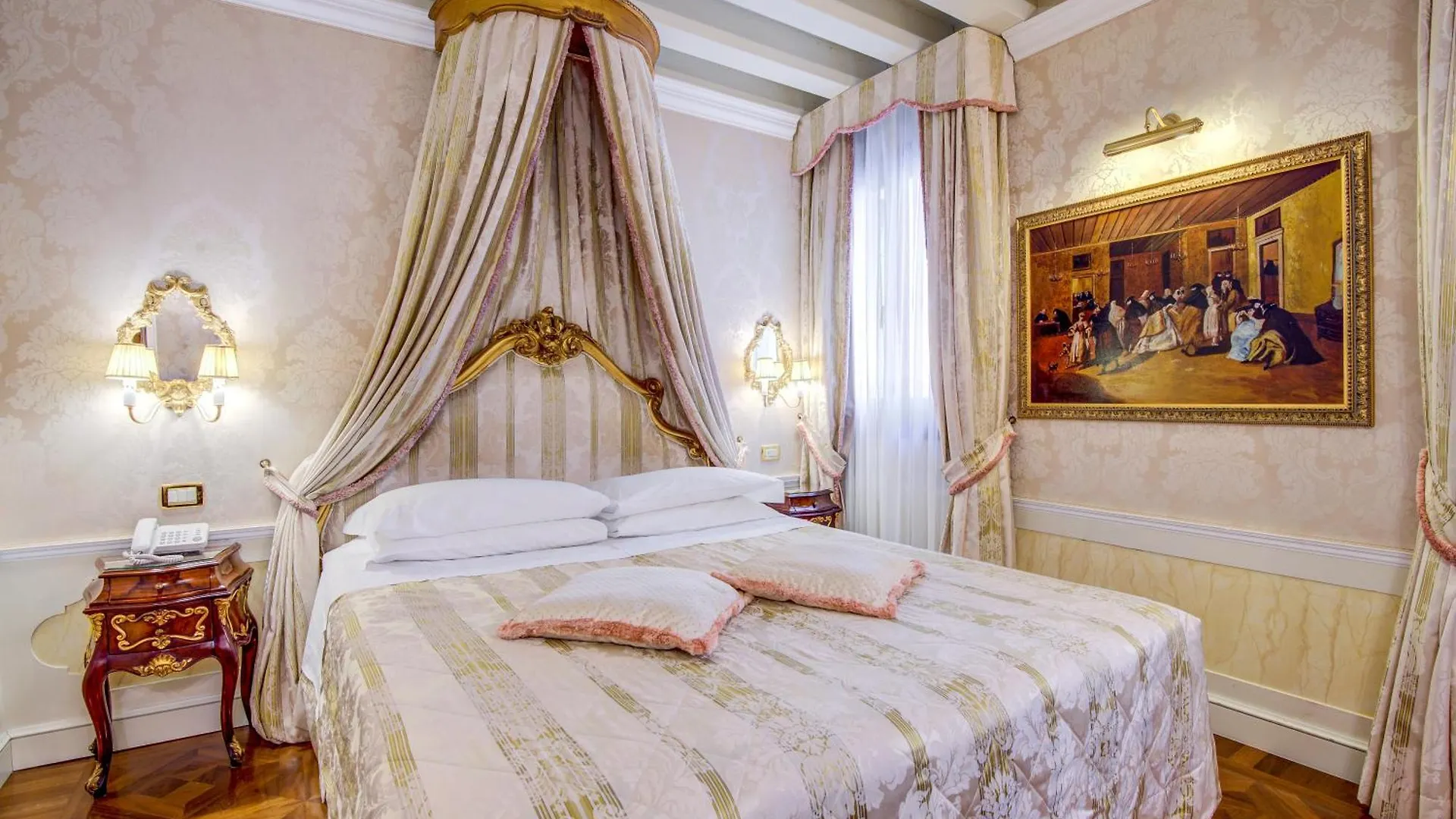 Hotel Canal Grande Venedig