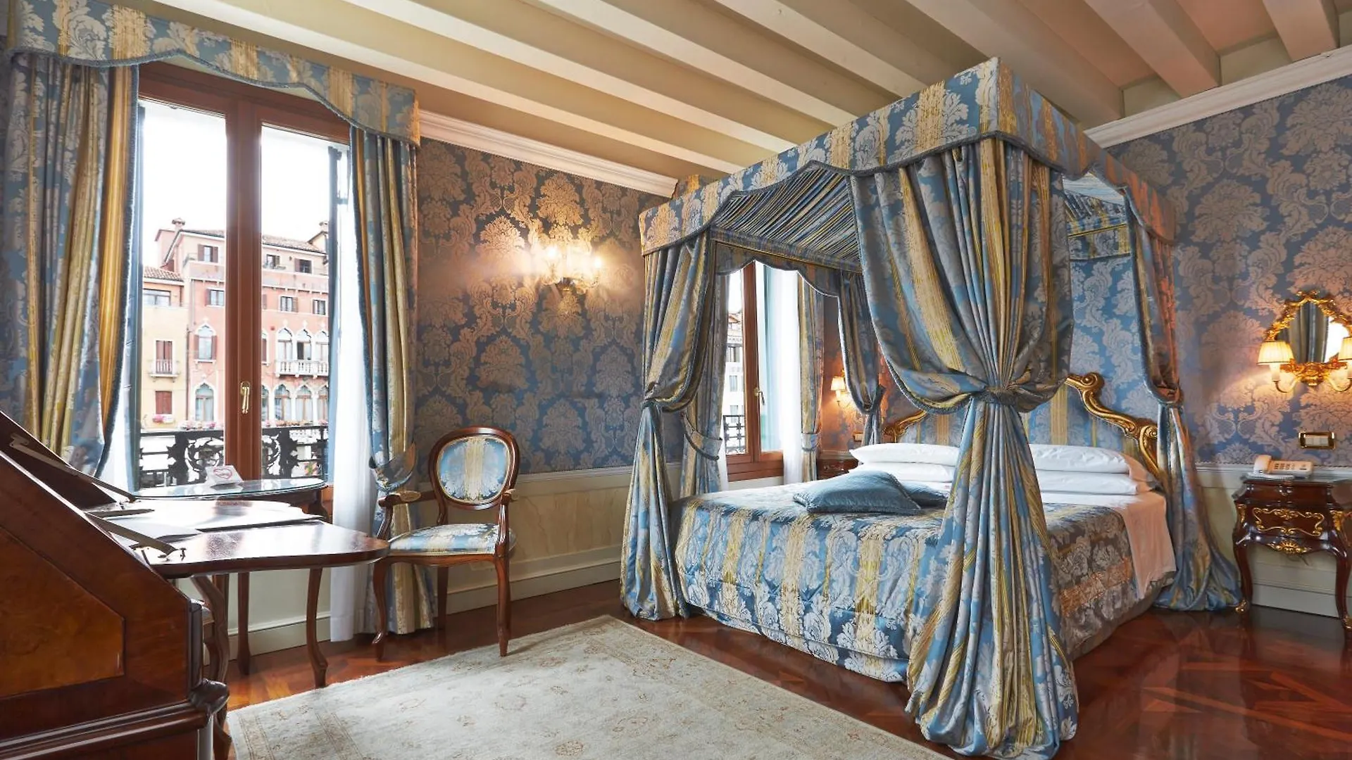 Canal Grande Venedig 4*,